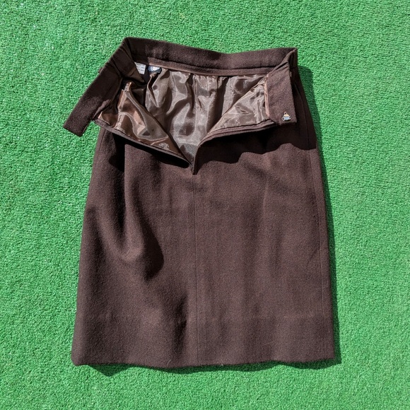 1970s Vintage Petite XSmall Wool Chocolate Brown Midi A-Line Pleated Skirt EUC - Picture 6 of 9